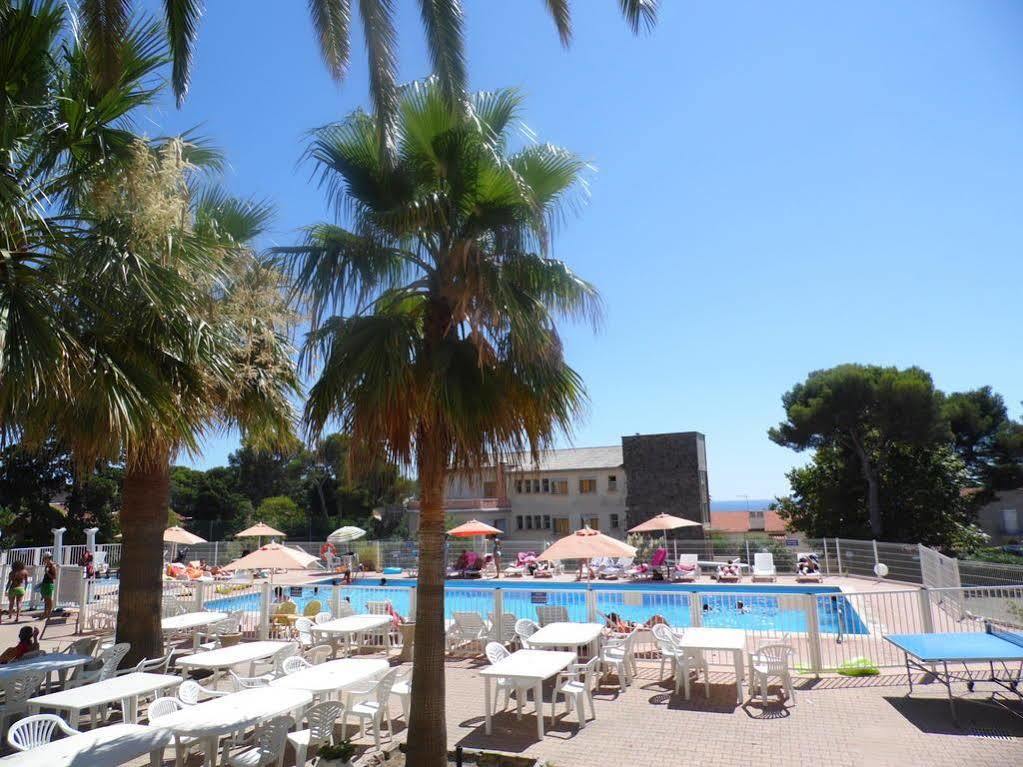 Village Vacances Le Lion De Mer Saint-Raphaël Eksteriør billede